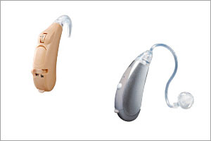 耳かけ形補聴器イメージ